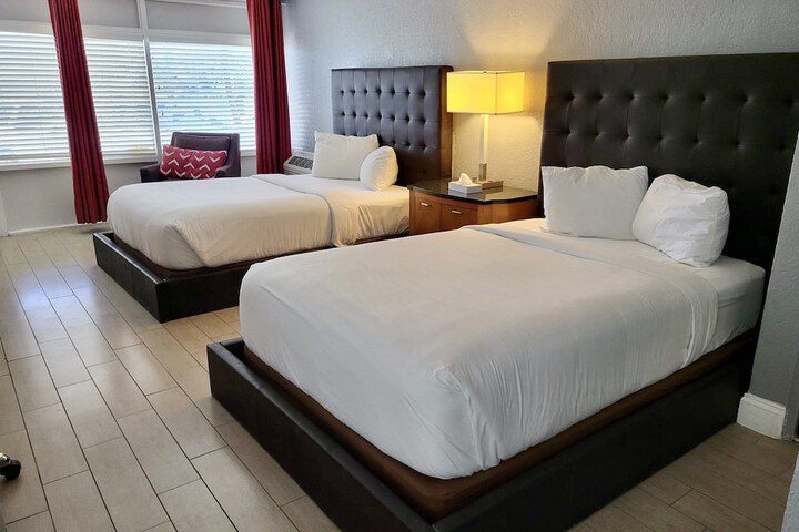Room 26 of 55