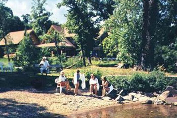 Spicer Castle Inn & Restaurant