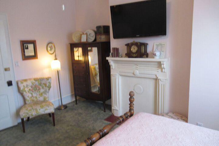 Room 47 of 64
