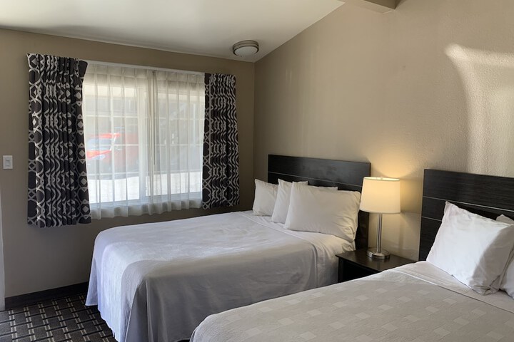 Room 15 of 46