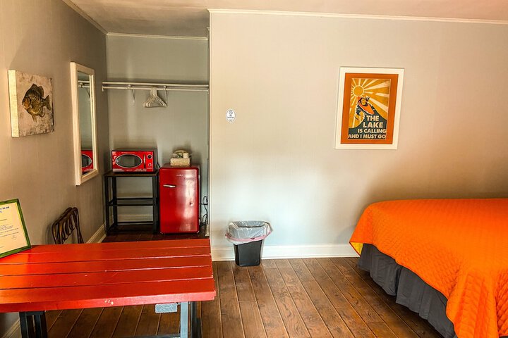 Room 36 of 85