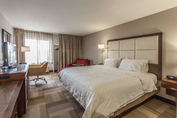 Room 17 of 31