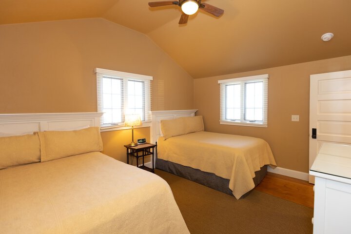 Room 129 of 192