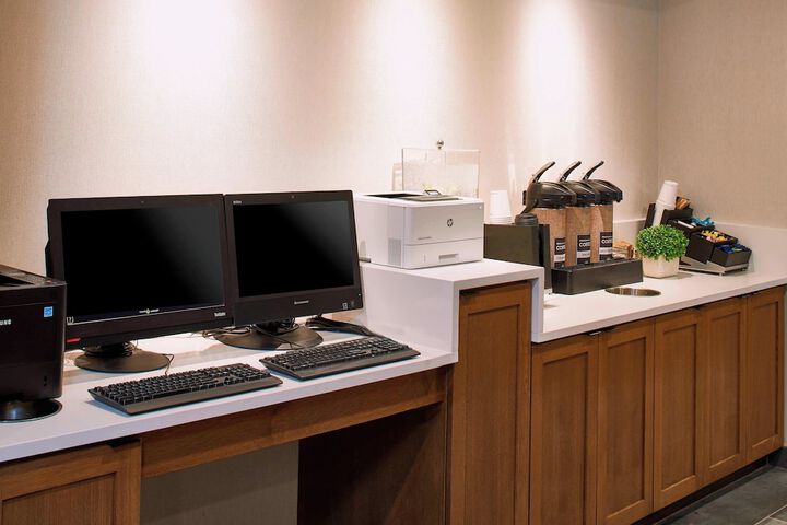 Fairfield Inn & Suites by Marriott Albany Airport