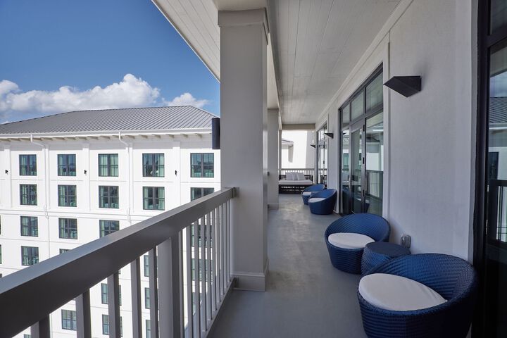 Hotel Effie Sandestin Autograph Collection