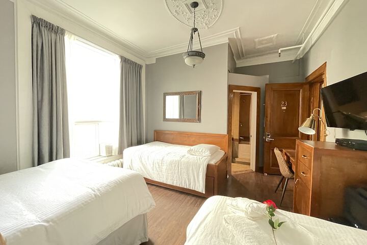 Room 47 of 64