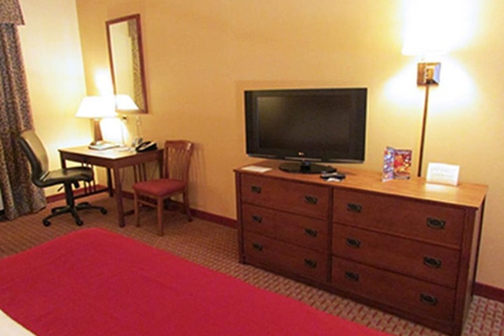 Room 40 of 49