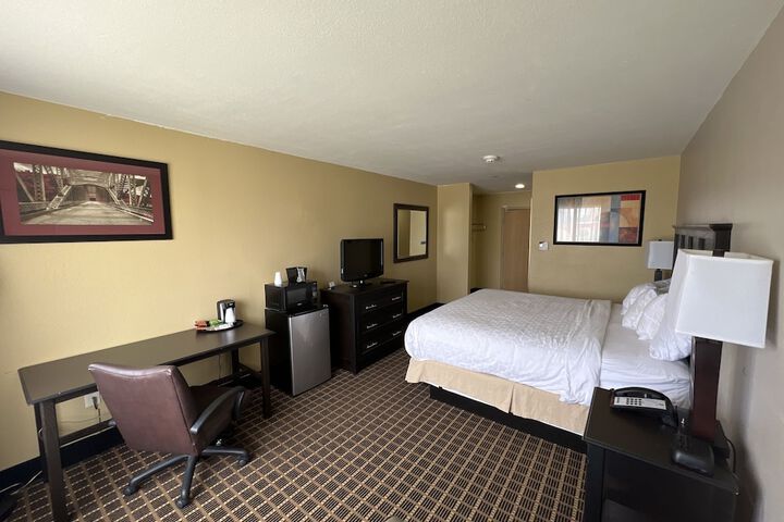 Room 5 of 22