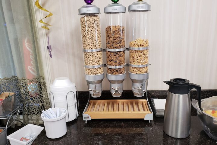 Breakfast/Coffee Service 20 of 21