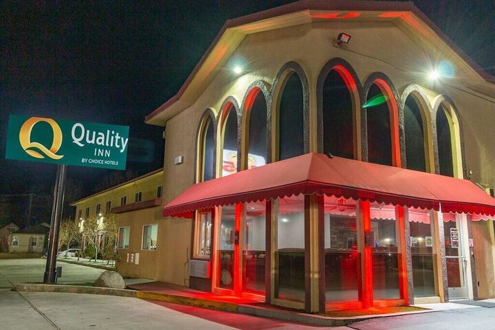 Hotel 4 of 25