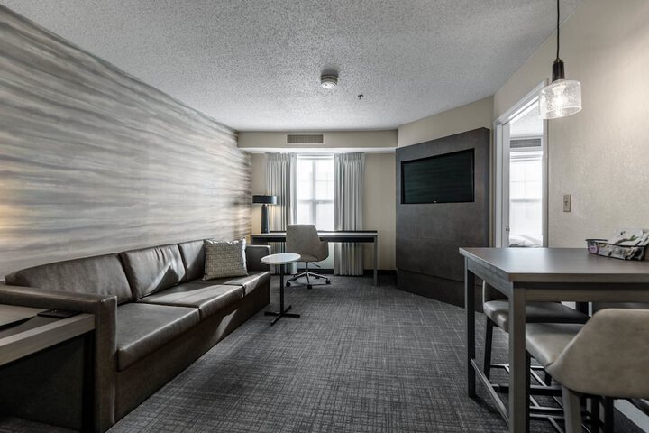 Room 30 of 63