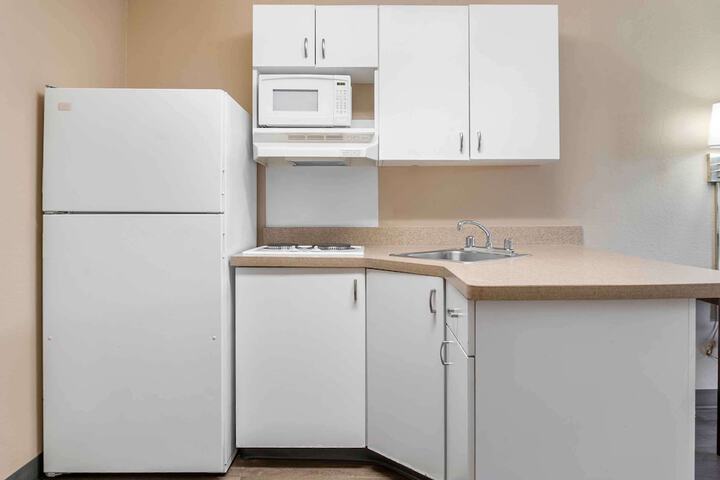 Extended Stay America Select Suites Detroit Sterling Heights