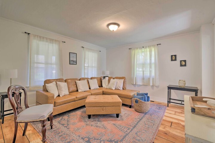 Walk to Beach! Sodus Point Escape w / Private Yard