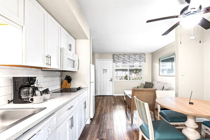 Club Destin Condos
