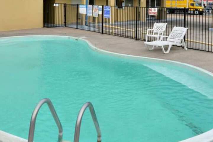 Pool 3 of 24