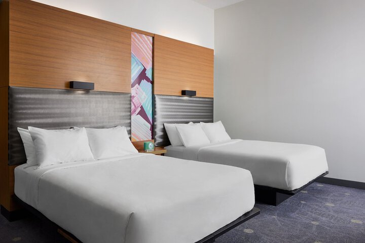 Room 8 of 21