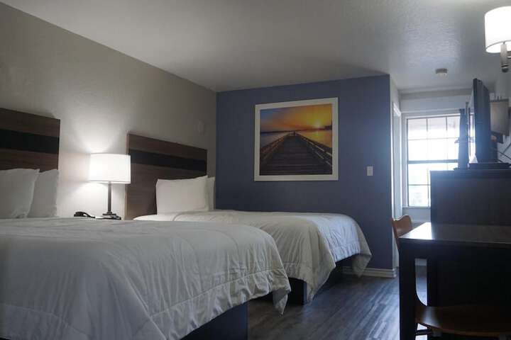 Room 32 of 51