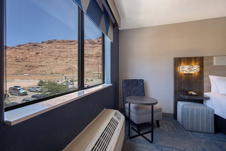 Holiday Inn Express & Suites Moab by IHG