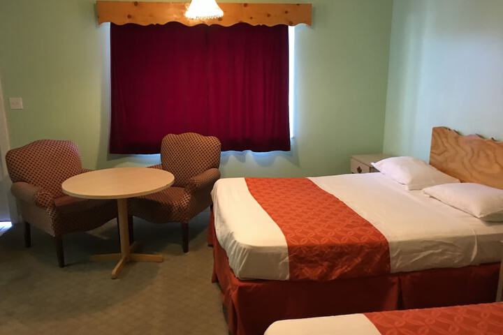 Room 14 of 40
