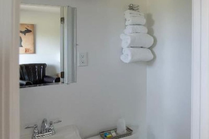 Room 15 of 38