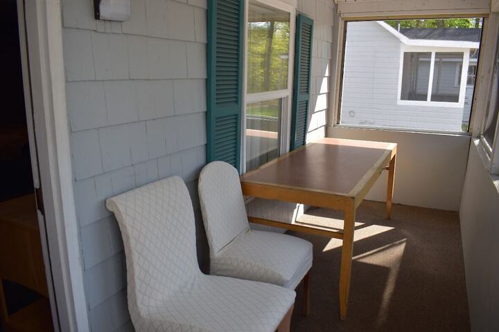 Pilgrim Inn & Cottages