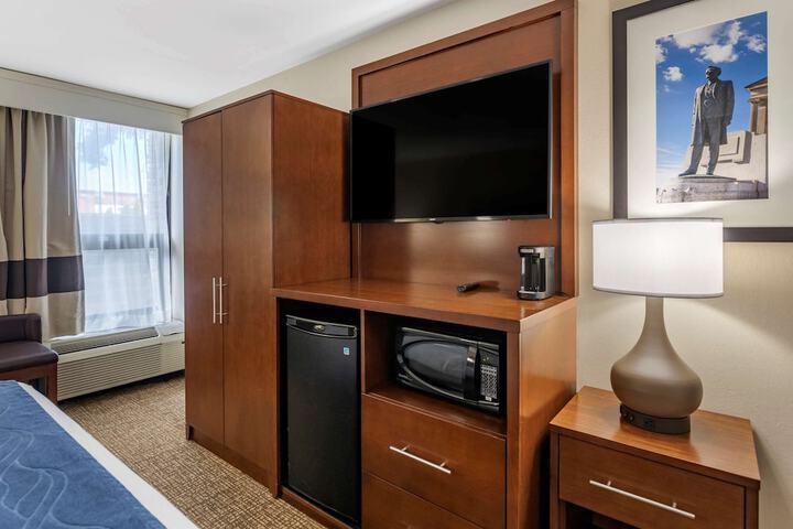 Room 16 of 27