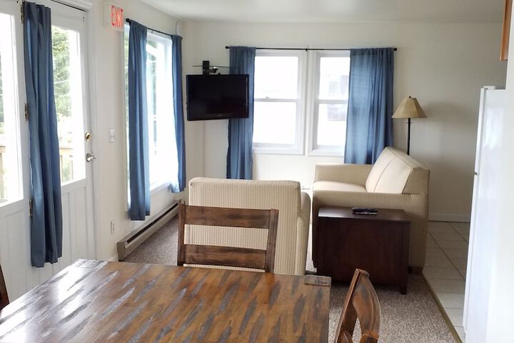 Room 36 of 127