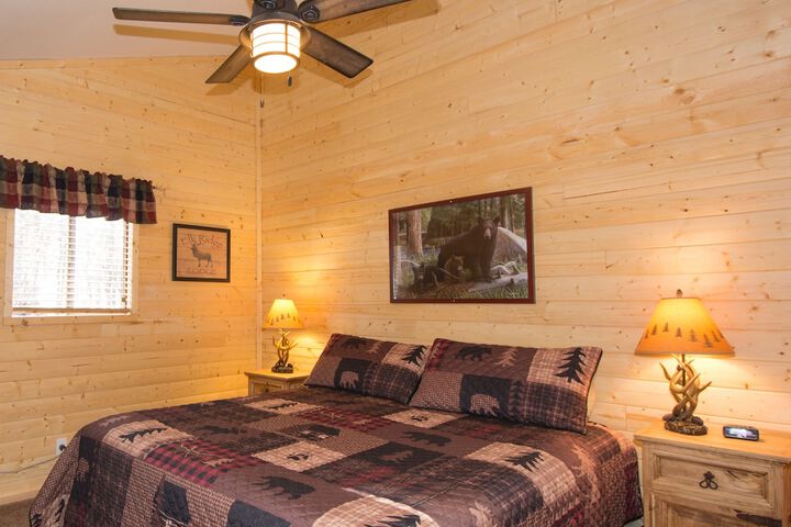 Upper Canyon Inn & Cabins