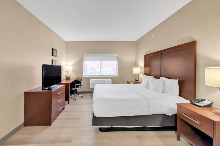 Comfort Suites Lakewood - Denver
