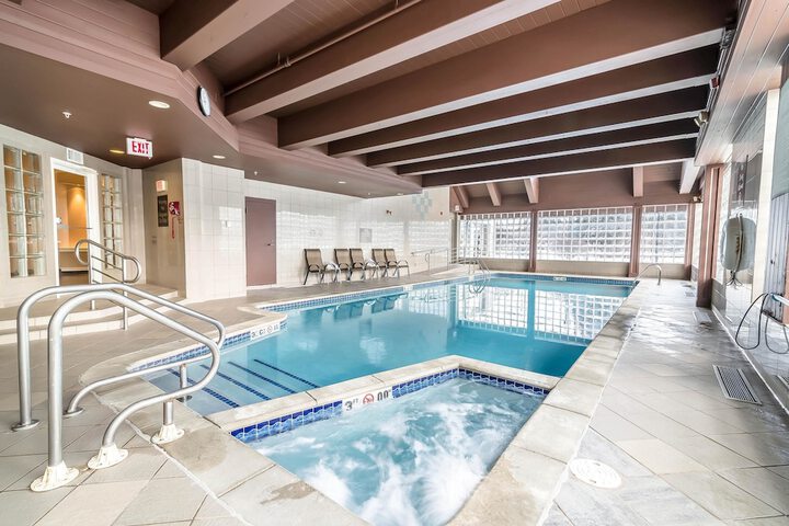 Pool 4 of 37