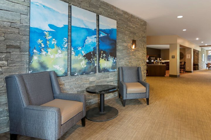 Hotel Interior 14 of 64