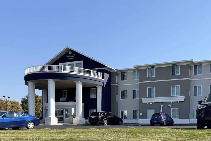 Hotel 2 of 109