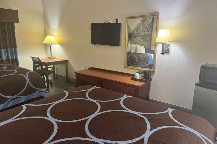 Room 9 of 45