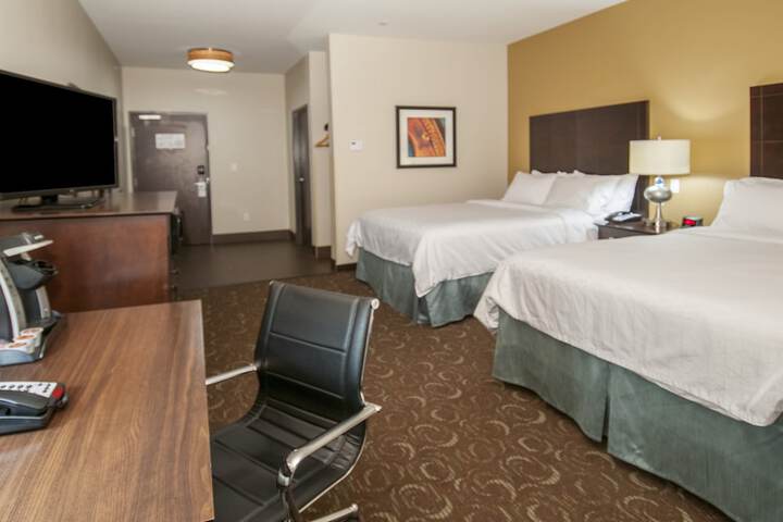 Room 32 of 51