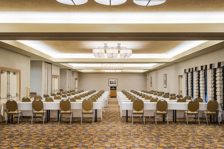 Crowne Plaza San Francisco Airport by IHG