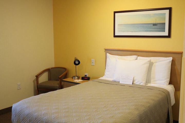Room 10 of 35