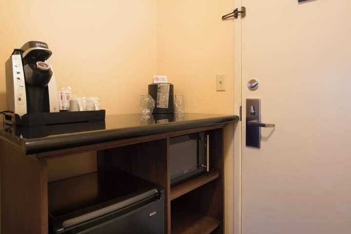 Room 14 of 74