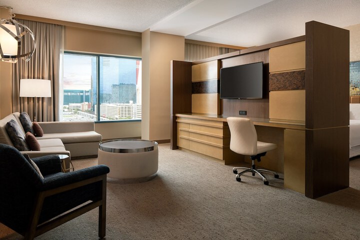 Room 15 of 67
