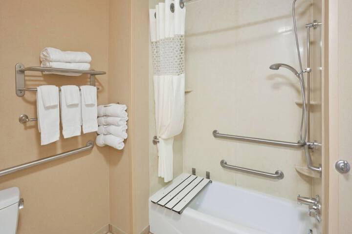 Hampton Inn Kingston