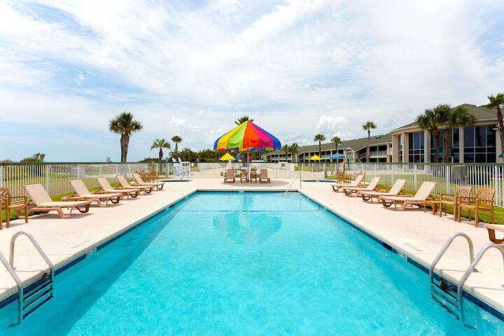 Pool 4 of 49