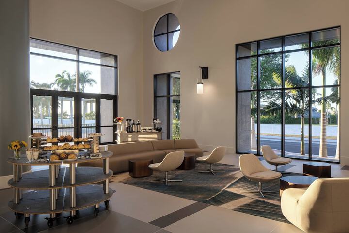 Luminary Hotel & Co. Autograph Collection