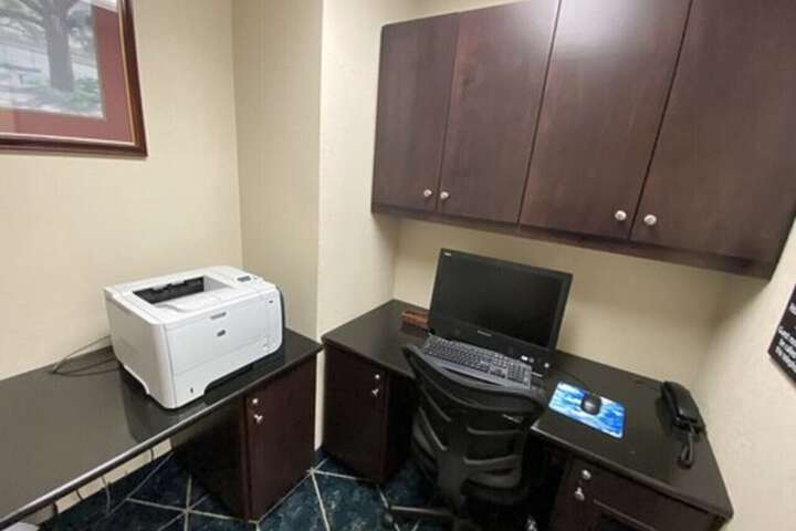 Business Center 51 of 51