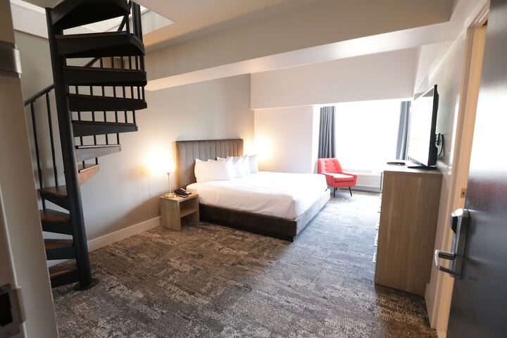 Room 38 of 87