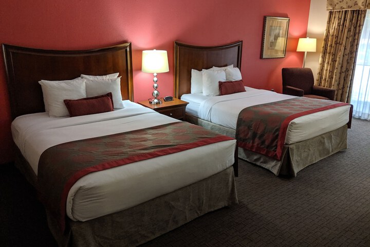 Room 17 of 24