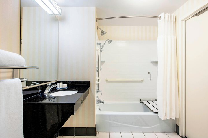 Fairfield Inn & Suites by Marriott Winnipeg
