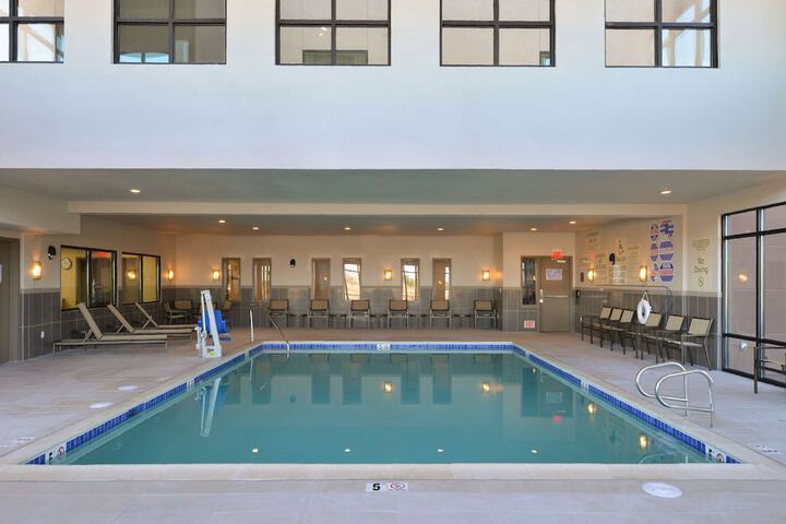 Pool 4 of 33