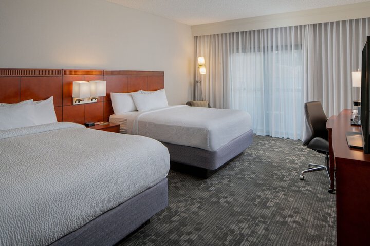 Room 14 of 25