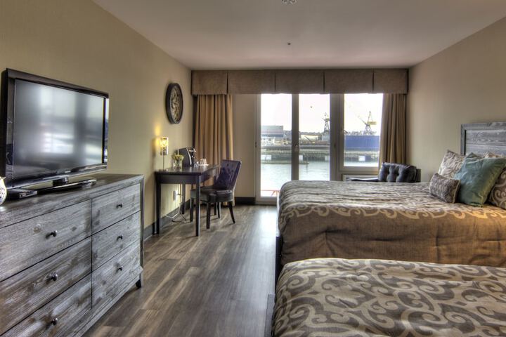 Room 19 of 61