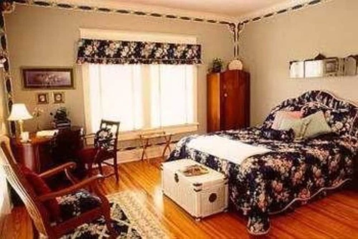 Far View - a Bed & Breakfast Estate