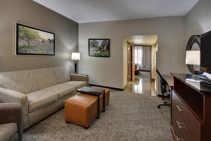 Room 29 of 90